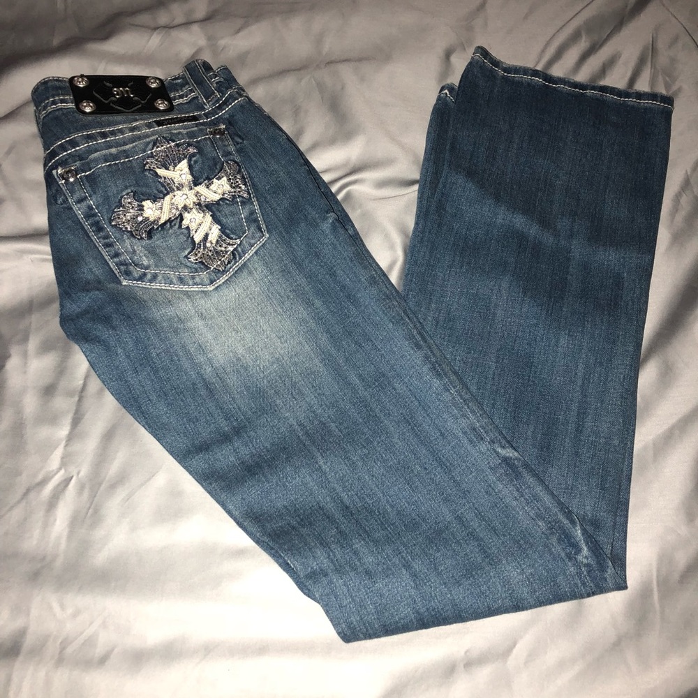 Women’s miss me bootcut size 27